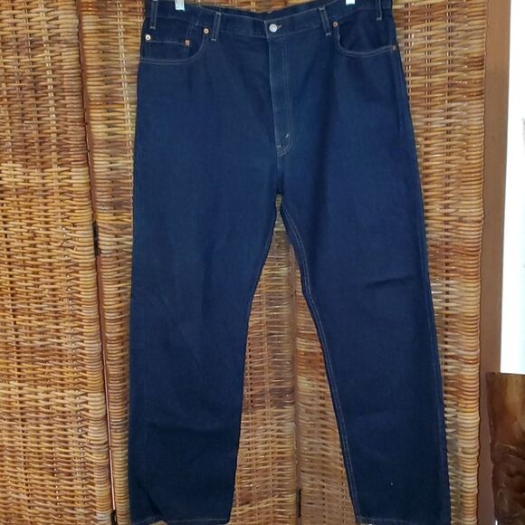Levi's 505 Straight Leg 44 x 32 Jeans - Picture 1 of 7